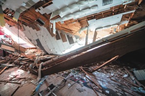 0509C_north_medford_gym_roof.jpg
