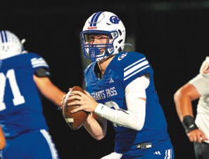 0924S_Football1.jpg