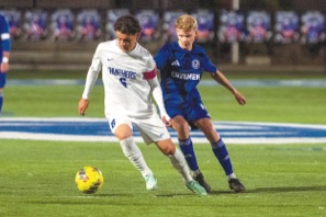 1023S_Soccer_MAIN1.jpg